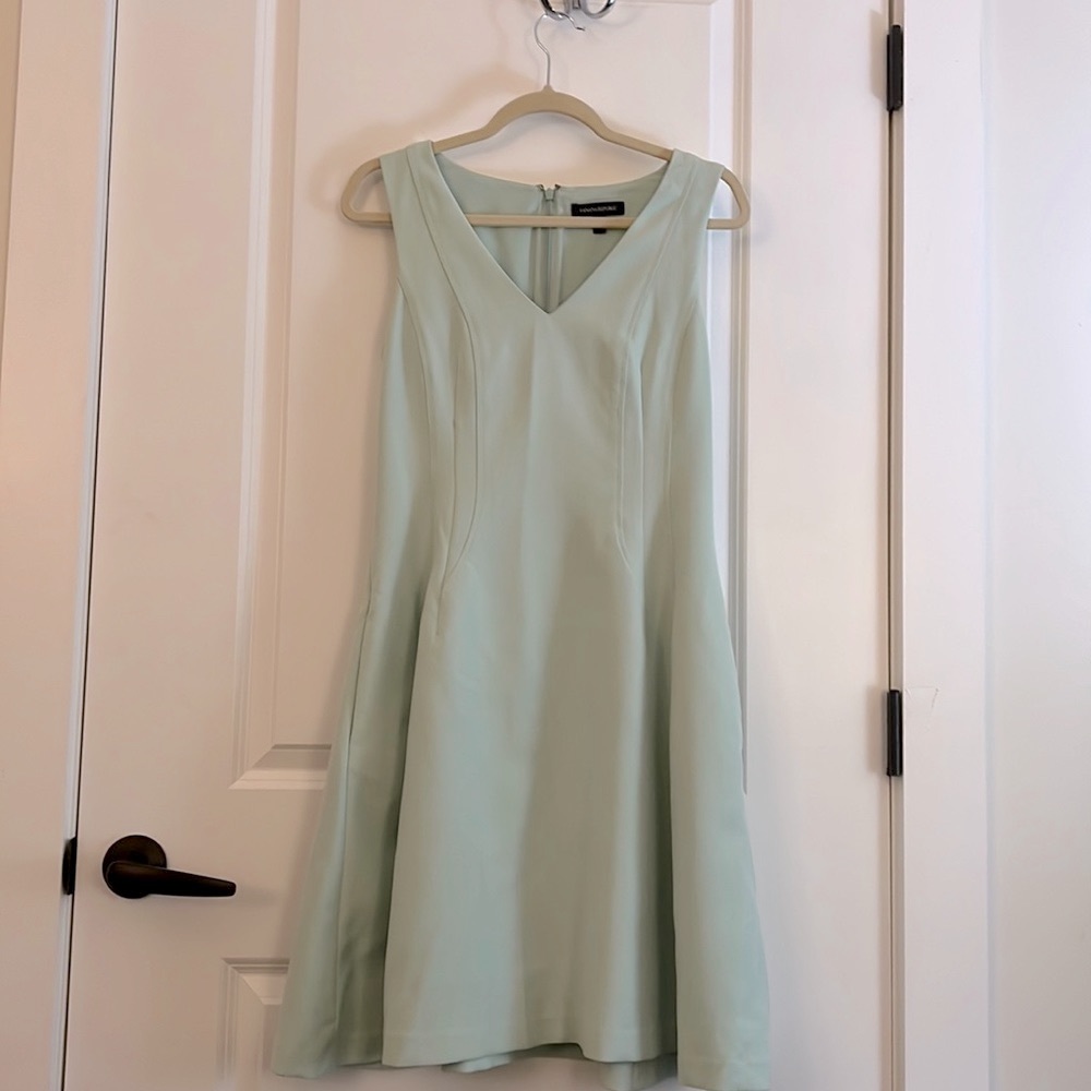 BANANA REPUBLIC MINT GREEN DRESS - SIZE 8
